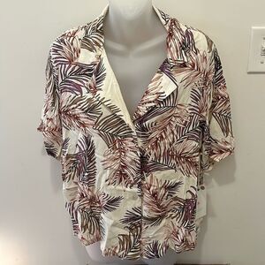 Hawaiian Palm Leaf Beige April Kiss Button Up Blouse Top Shirt Medium M NWT